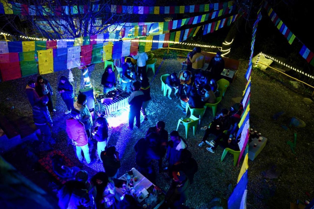 Hostel 360 Degree มะนาลี ภายนอก รูปภาพ