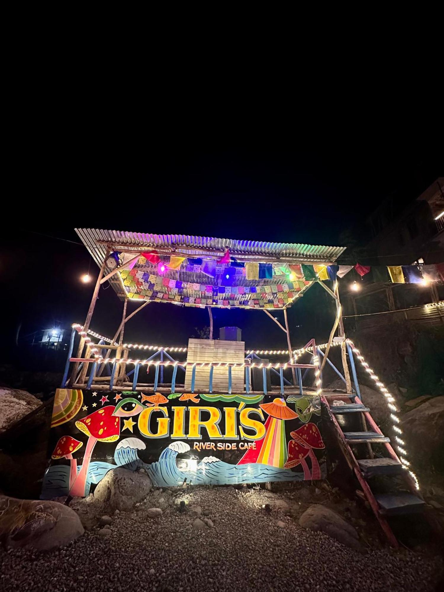 Hostel 360 Degree มะนาลี ภายนอก รูปภาพ
