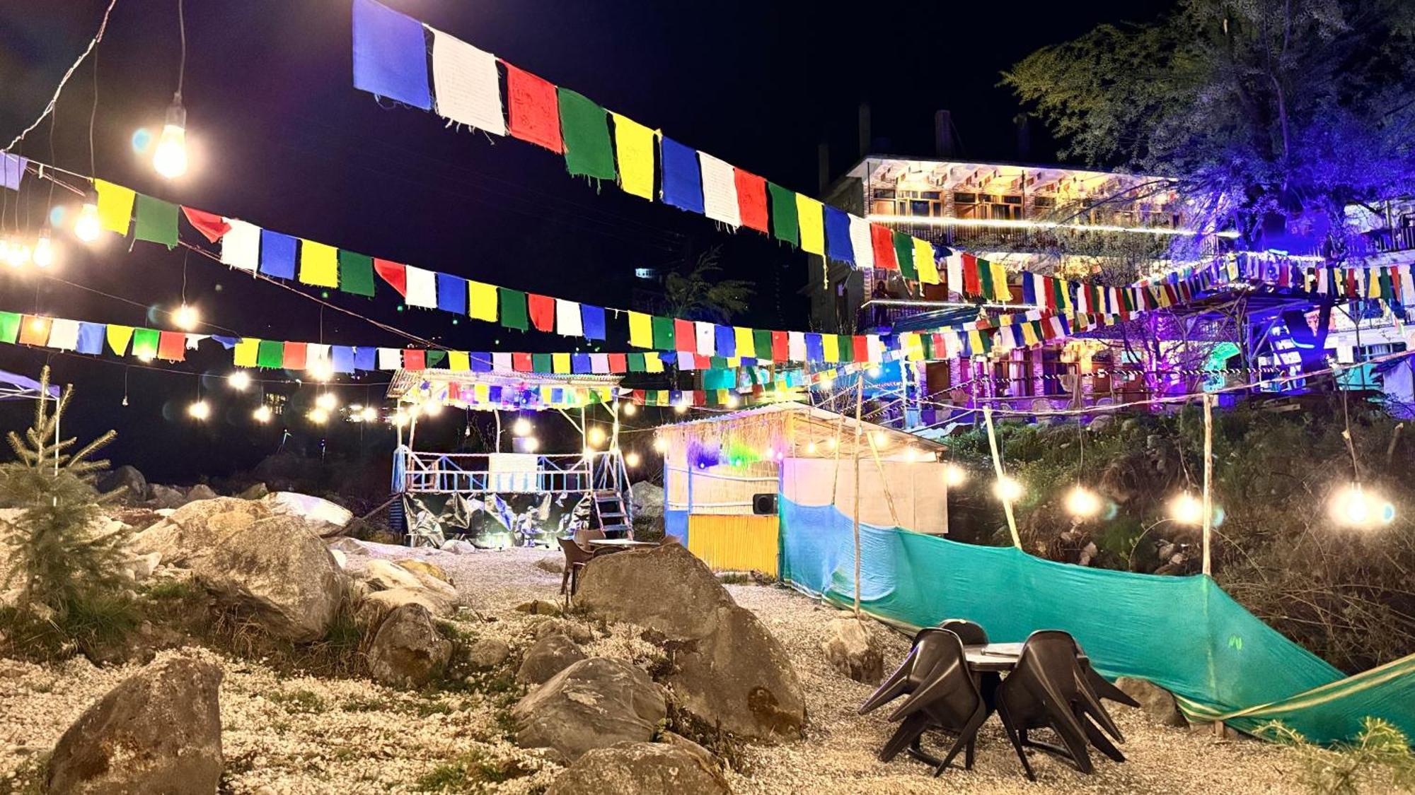 Hostel 360 Degree มะนาลี ภายนอก รูปภาพ
