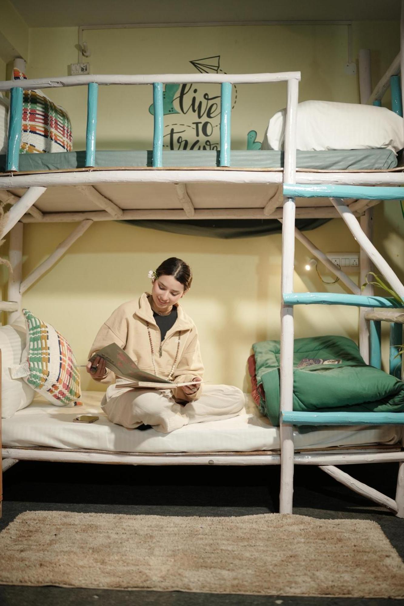Hostel 360 Degree มะนาลี ภายนอก รูปภาพ